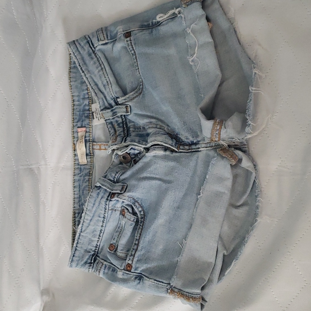 Levis 518 Super Low Jean Shorts Size 7M
